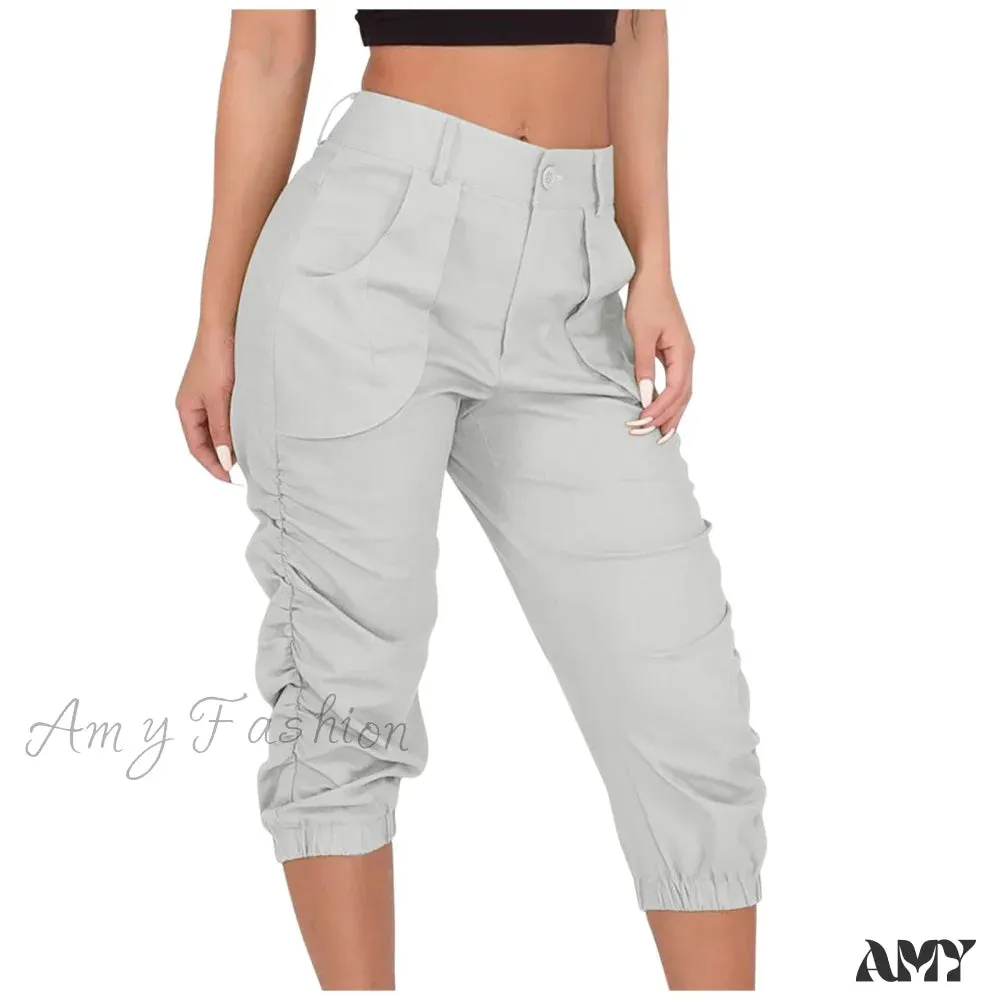 Amy Fashion - Relaxed-fit Cargo Capri Pant