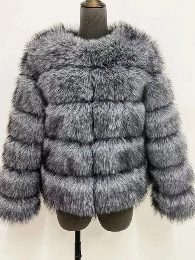 Classy Virginia cropped Faux Fur Bubble Coat Autumn coat