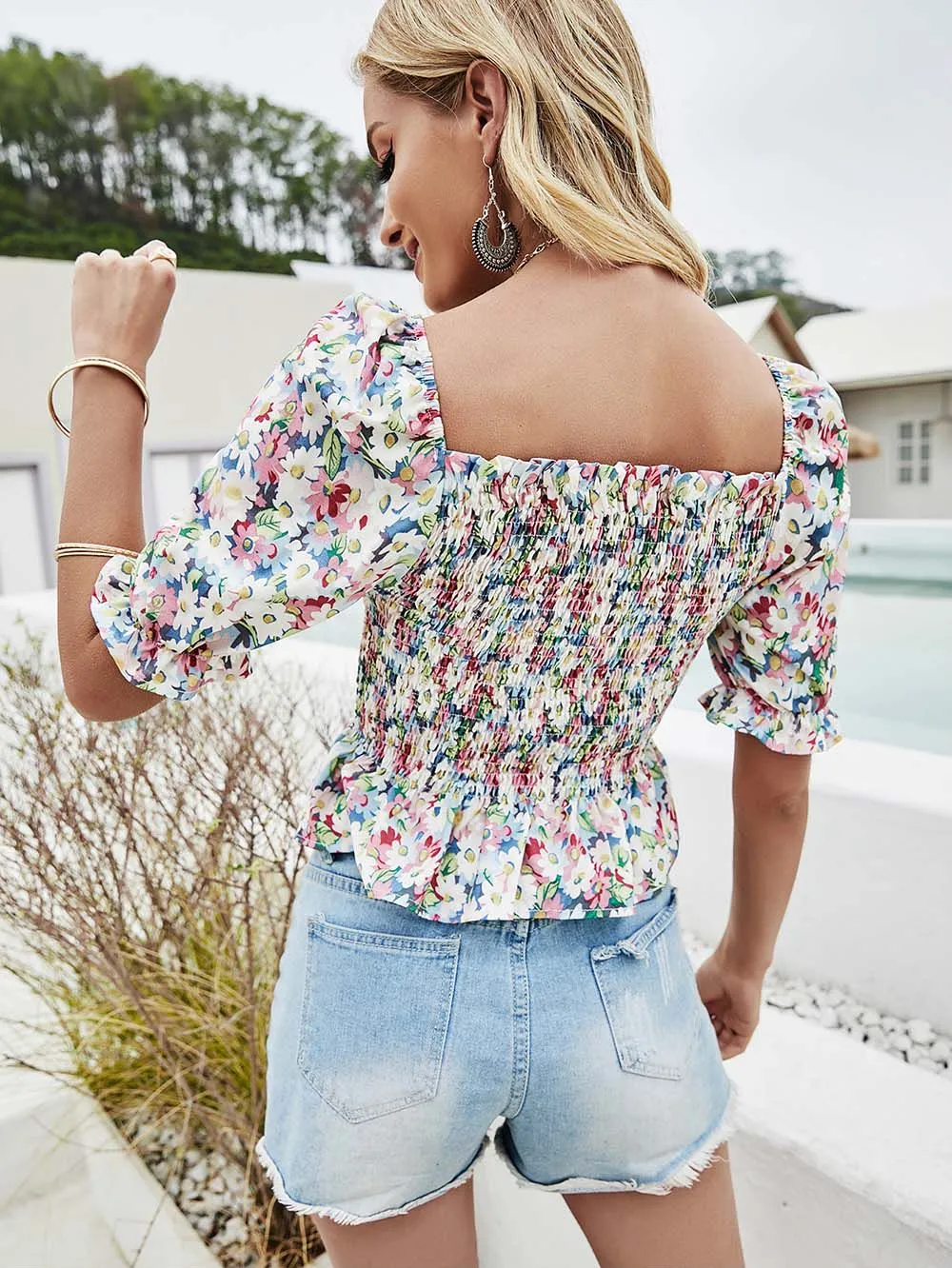 Smocked Puffed Sleeve Daisy Top