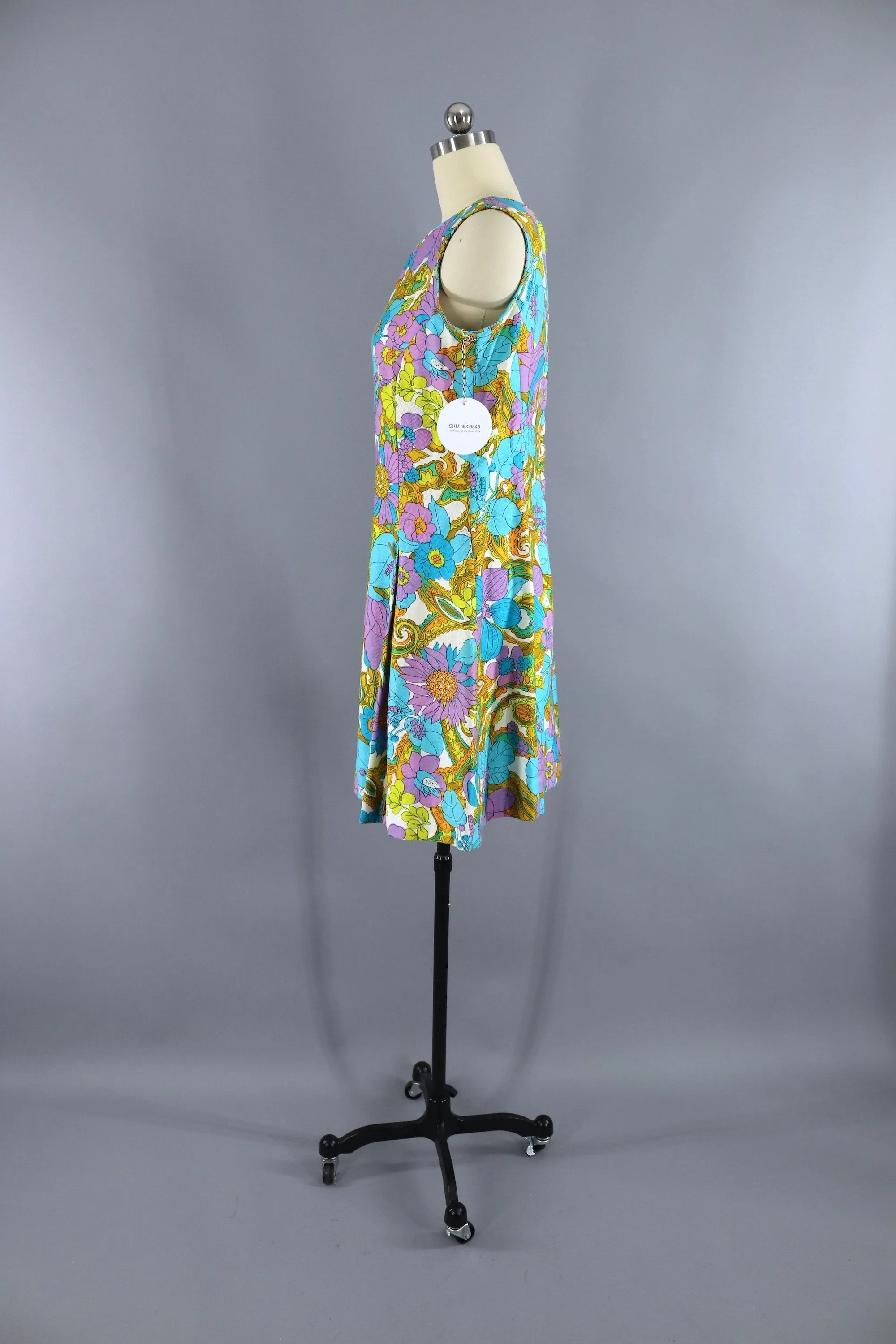 Vintage 1960s Betty Hartford Aqua Blue Mod Floral Print Day Dress